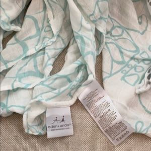 2 Swaddles 100% Cotton NWOT